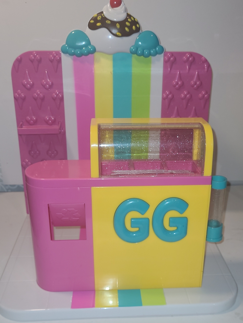 GG Ice Cream Play Counter for Kids - Pink, Yellow & Blue